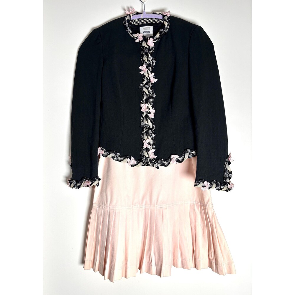 Vintage Moschino Bouclé Jacket and Skirt Black PInk Set – Italian Designer